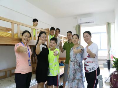 遠(yuǎn)恒佳重慶公學(xué)體驗(yàn)營(yíng)開(kāi)營(yíng)啦！
