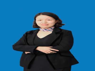 周婷頲：國際部英語教師，南京師范大學在職研究生，大學講師，原重慶一中國際部教師，21年從事英語教學，本人雅思7.5分